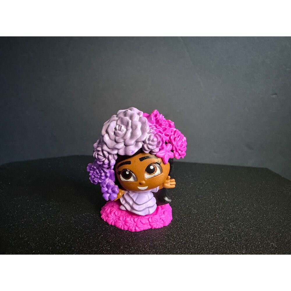 In Bloom Isadora Disney Doorables Figure, Encanto Mini Collectible Toy